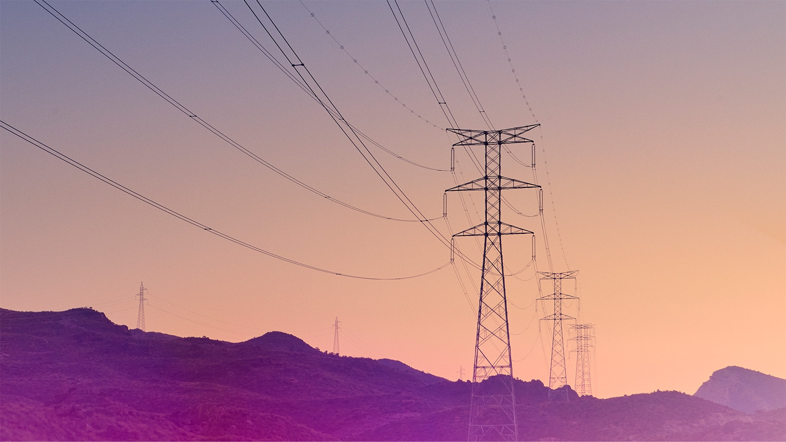 Reflexiones para impulsar el despliegue de las redes eléctricas y aprovechar la oportunidad económica en España